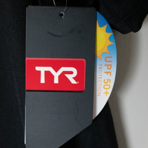 TYR Water Polo Black Men's Rashguard T-shirt - Picture 4 of 9